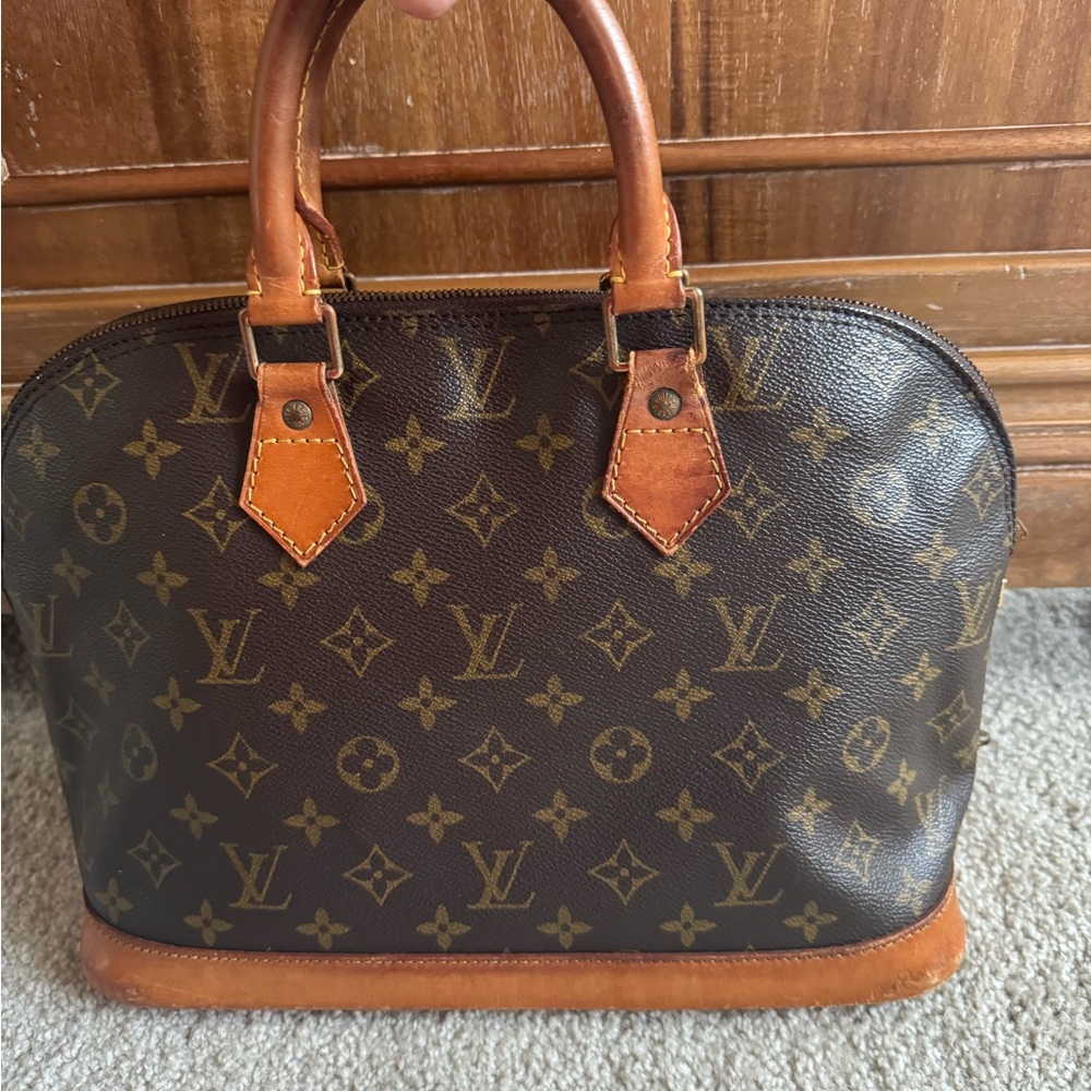 Louis Vuitton Monogram Handbag